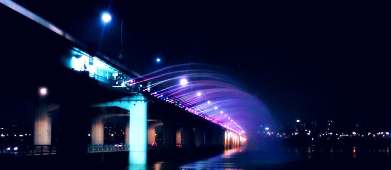 Moonlight Rainbow Fountain