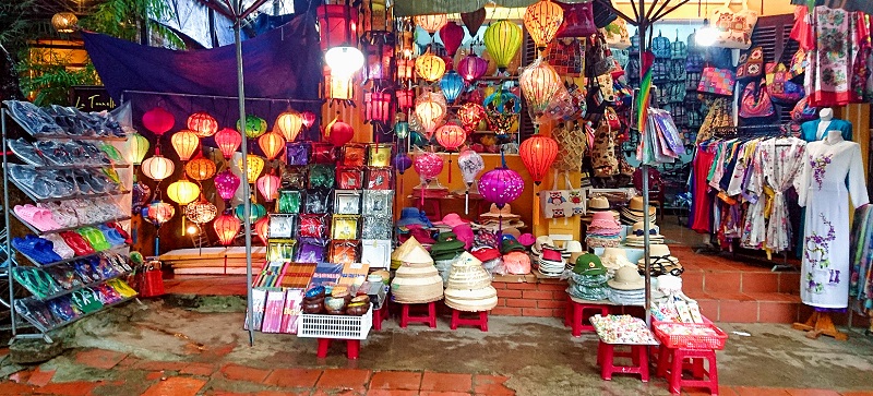 Colorful shop in Hoi An