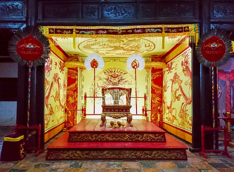 Throne in Hue