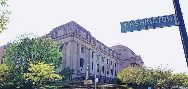 The Brooklyn Museum from the outside